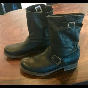 They have been collecting dust. Worn a few times.